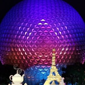 Meet your Posher, Daniela